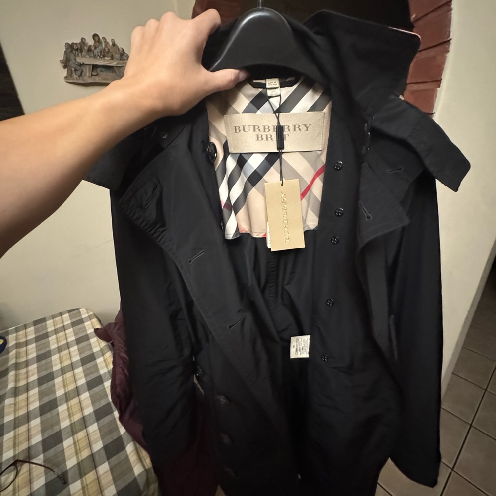 Burberry Black Trench Coat with Iconic Check Lining